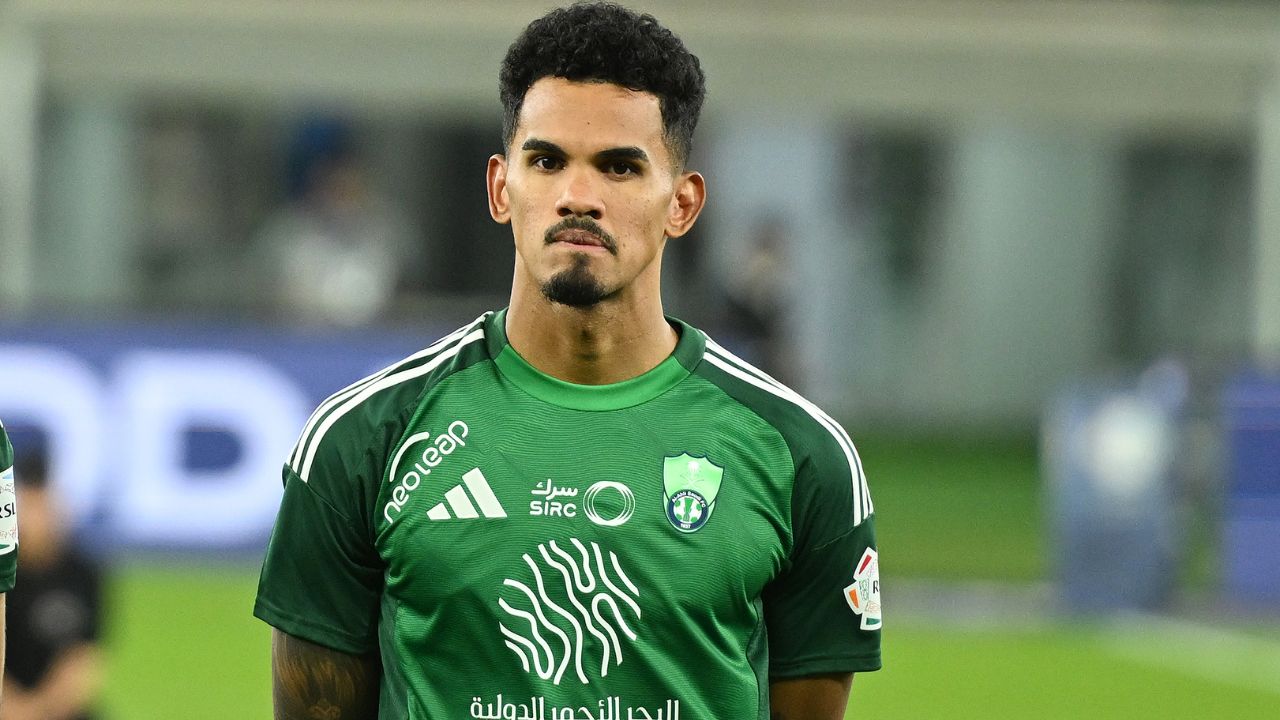 جالينو يبتعد عن الملاعب مجددًا للإصابة