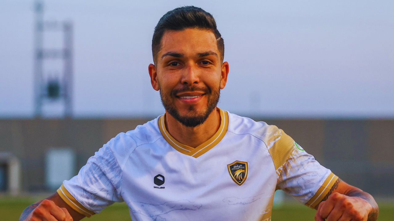 بيتروس يغيب عن مواجهة النصر بسبب الإصابة