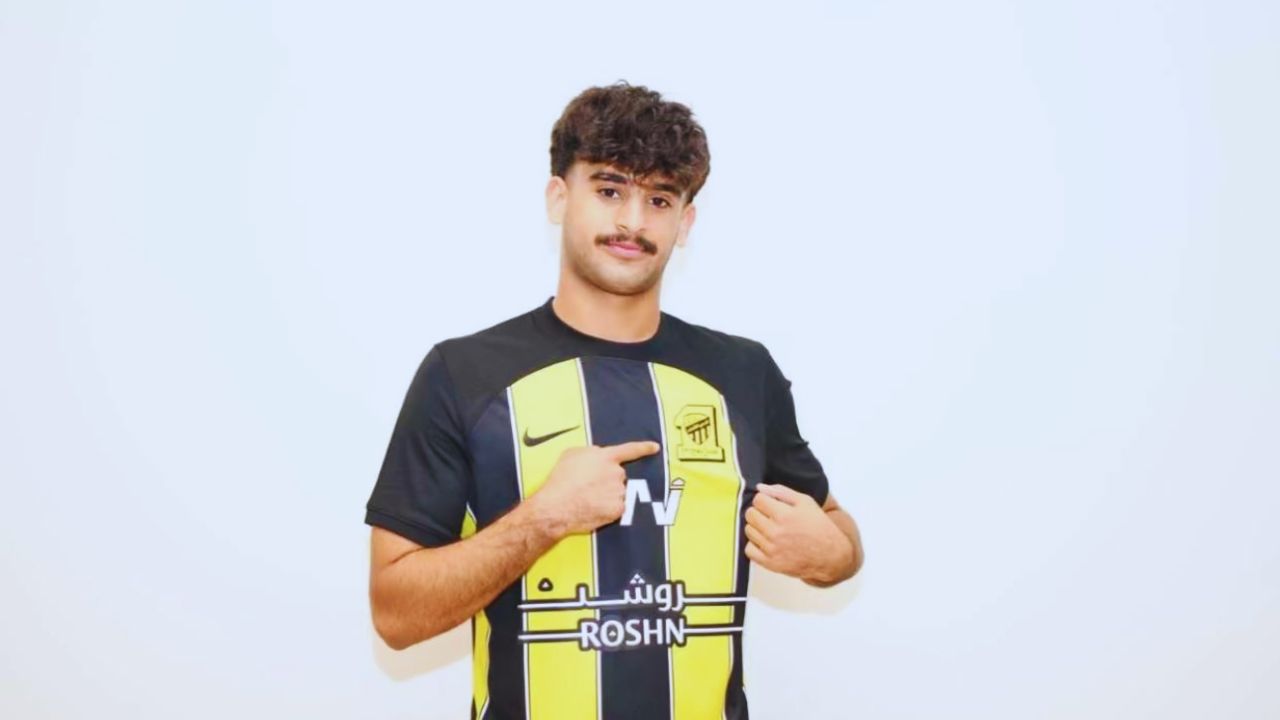 الاتحاد يمدد عقد مهاجمه الشاب عمار الغامدي